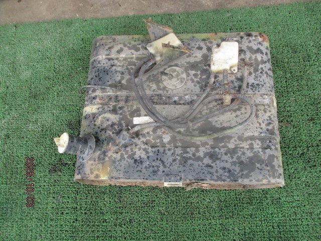 (0428)J58 ジープ 燃料タンク フューエルタンク_画像3