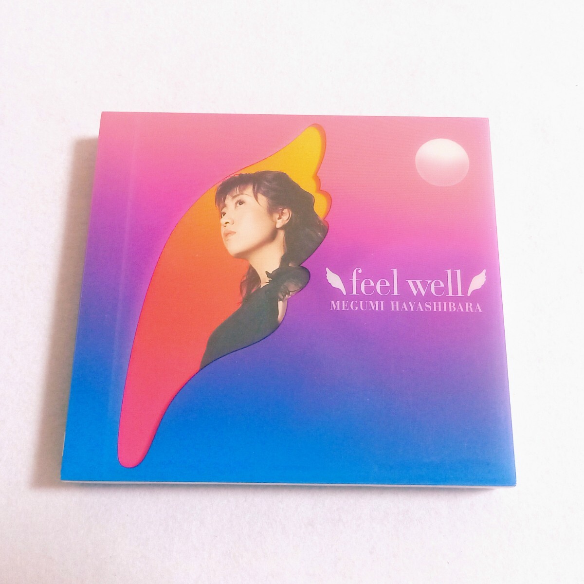 ☆美品☆ 林原めぐみ / feel well 《初回限定盤 CD+DVD スリーブケース付》 アルバム MEGUMI 声優 シャーマンキング/ラブひな/スレイヤーズ_画像2