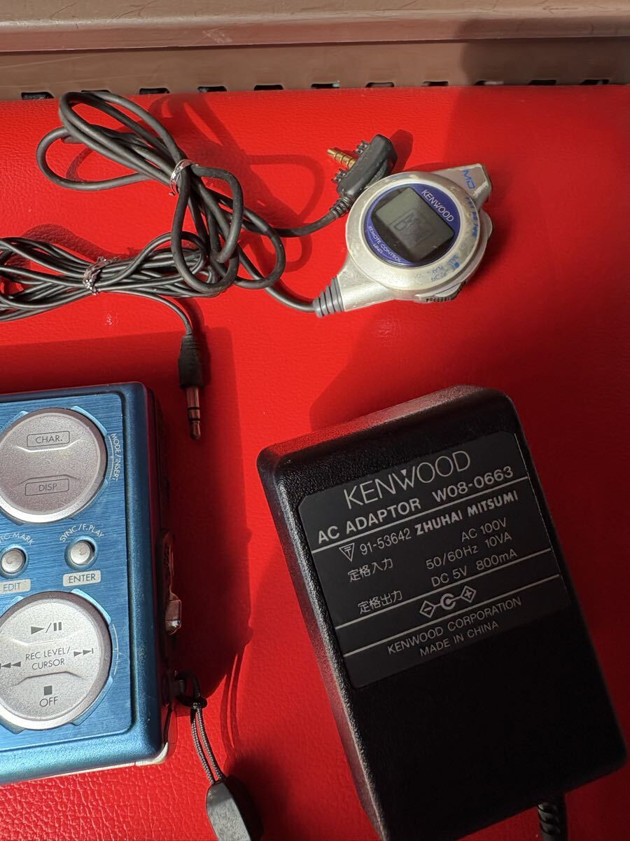 KENWOOD/ケンウッド ポータブルMDレコーダー DMC-K7R 再生NG 中古一式 ジャンク扱い_画像4