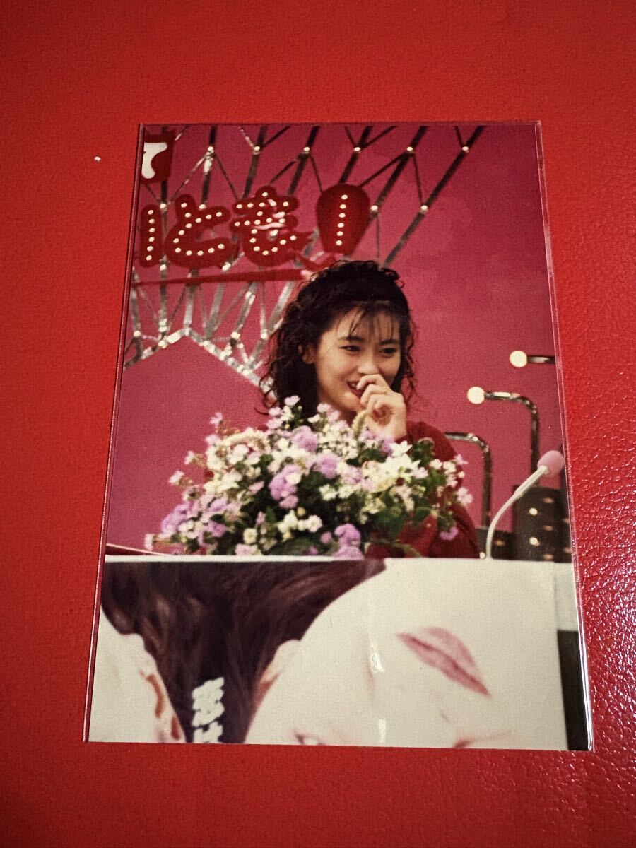 中山美穂　生写真　アイドル　みぽりん/ミポリン　サイズ 縦11.5×横8cm 裏面白タイプ／プロマイド／20_画像1