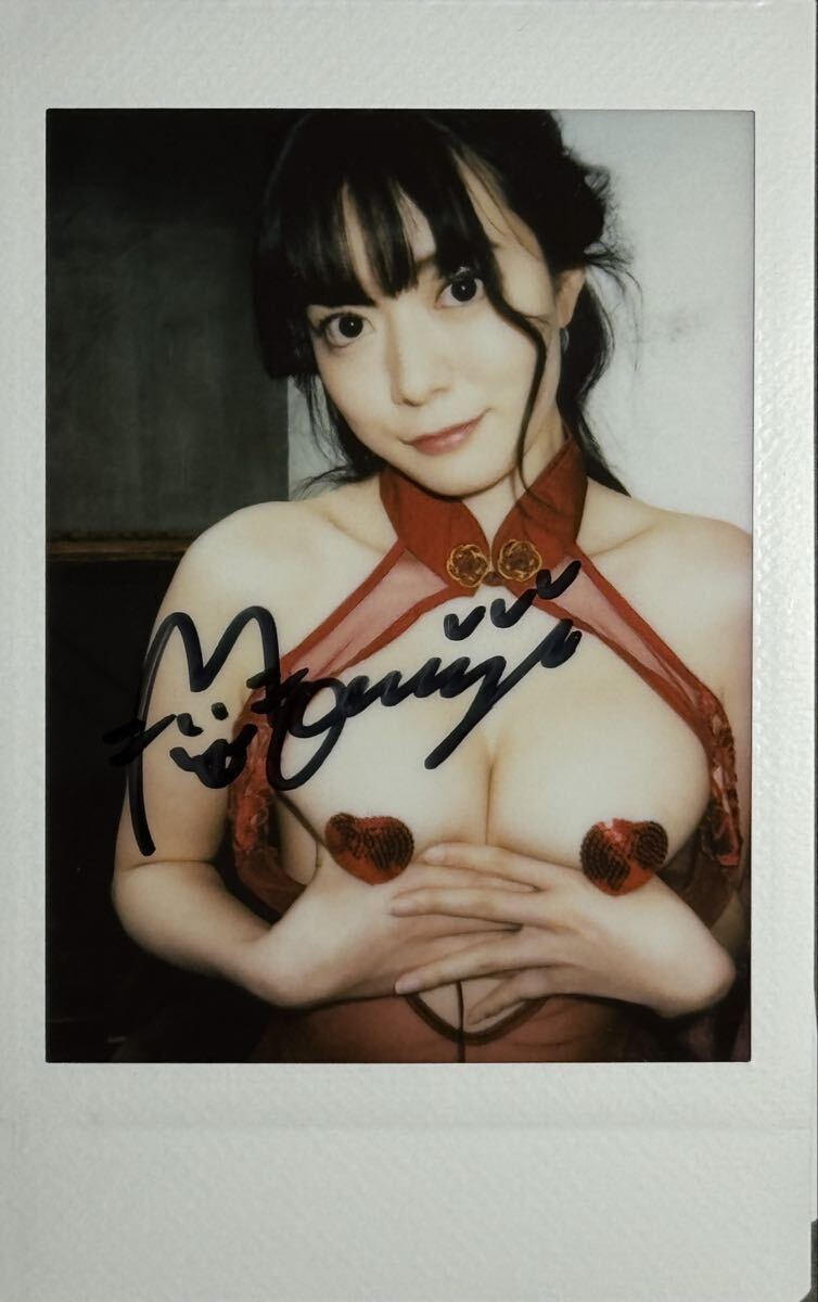 栗原もみじ　くりもみちゃん　DVD撮影現場チェキ　直筆サイン入り_画像1