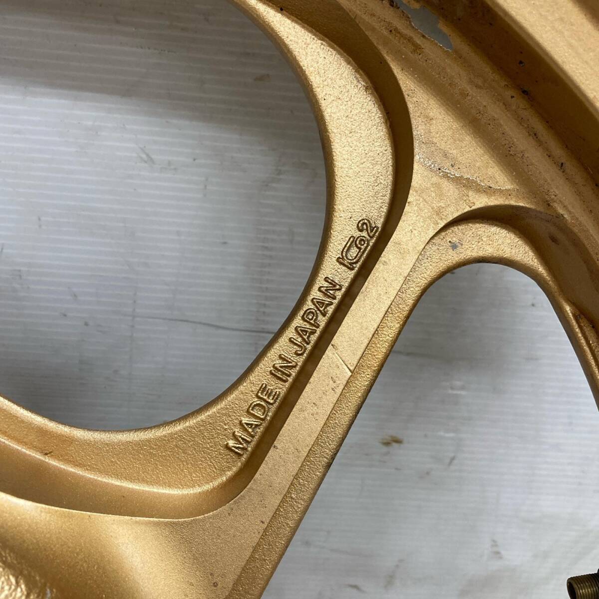 KAWASAKI Zephyr 1100 ZRT10A переднее колесо Kawasaki 