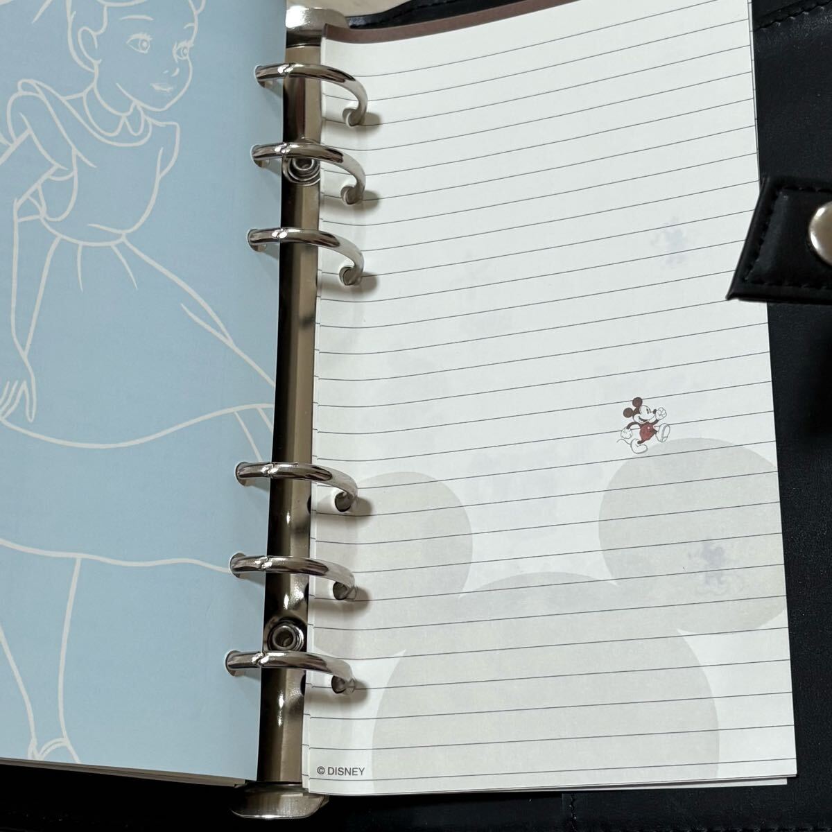 未使用 ディズニー　ミッキーマウス　手帳 ブラック レザー 手帳カバー フェイクレザー　_画像5