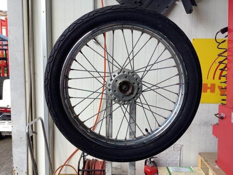 ST 250 か NJ4CA フロントホイール 必見 (160) S10-1464 HH_画像2