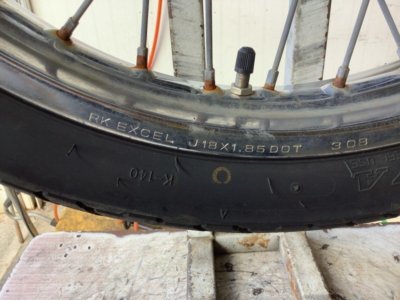 ST 250 か NJ4CA フロントホイール 必見 (160) S10-1464 HH_画像7