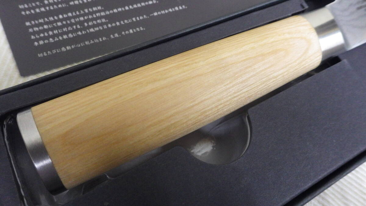 未使用 貝印 KAI 「旬」 DM0702W  classic white santoku 三徳 最高峰 ダマスカス_画像5
