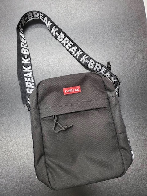 ショルダーバッグブラック　K-BREAK 　kbreak ケイブレイク　ケーブレ M.A.D エムエーディー BEECAS ビーキャス　JIMRIDE ジムライド_画像5