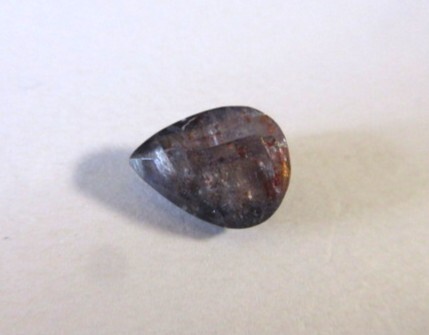 アイオライト・サンストーン　ドロップ形　ルース１点　約2.4ct　#1026_画像2