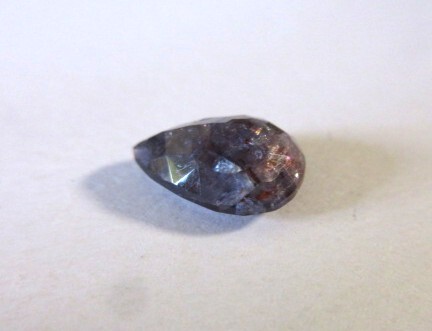 アイオライト・サンストーン　ドロップ形　ルース１点　約2.4ct　#1026_画像9