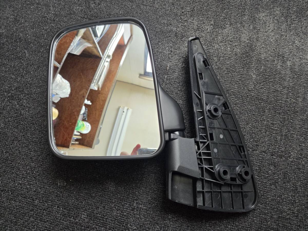 SUBARU　スバル　サンバートラックサンバーバン　純正　左ミラー　新品　91031-TC010_画像1