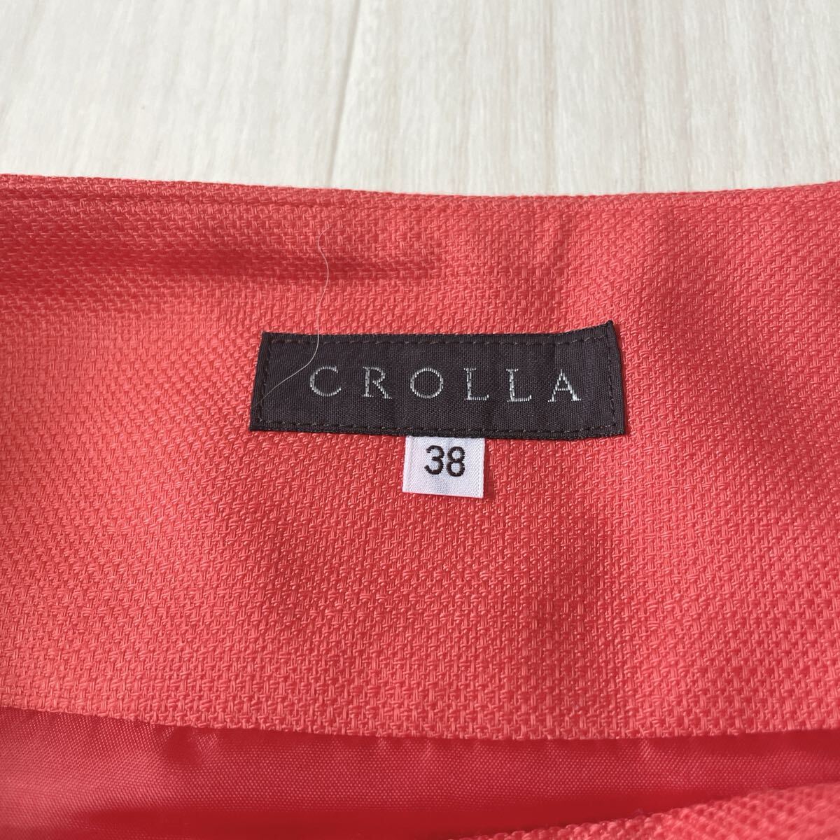 【美品】CROLLA クローラ 日本製 台形スカート 膝上丈 ミニスカート サイドファスナー コーラルピンク サイズ38 春夏秋 ワールド 薄手_画像6