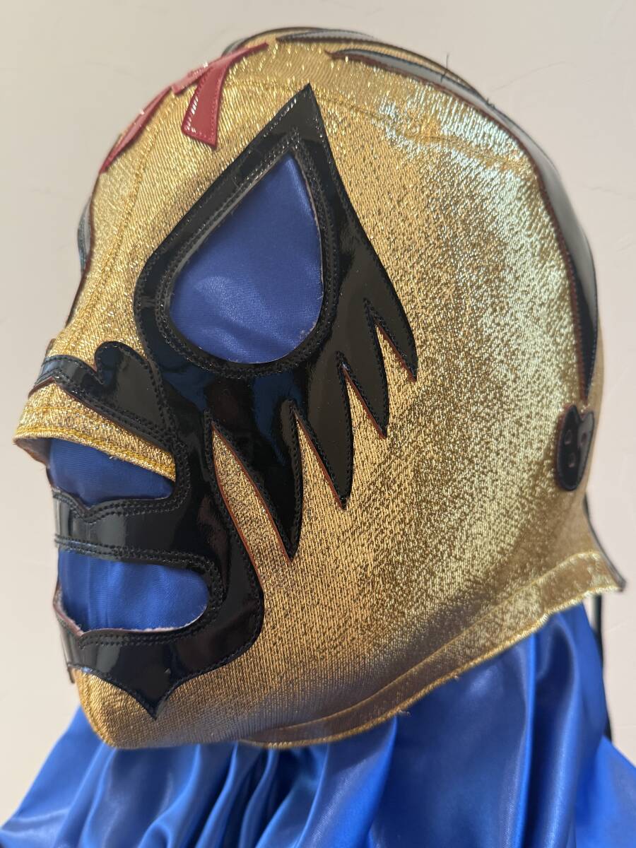 ★☆ミル・マスカラス　プエブラ製　「金ラメ/黒フチ」☆★_画像4