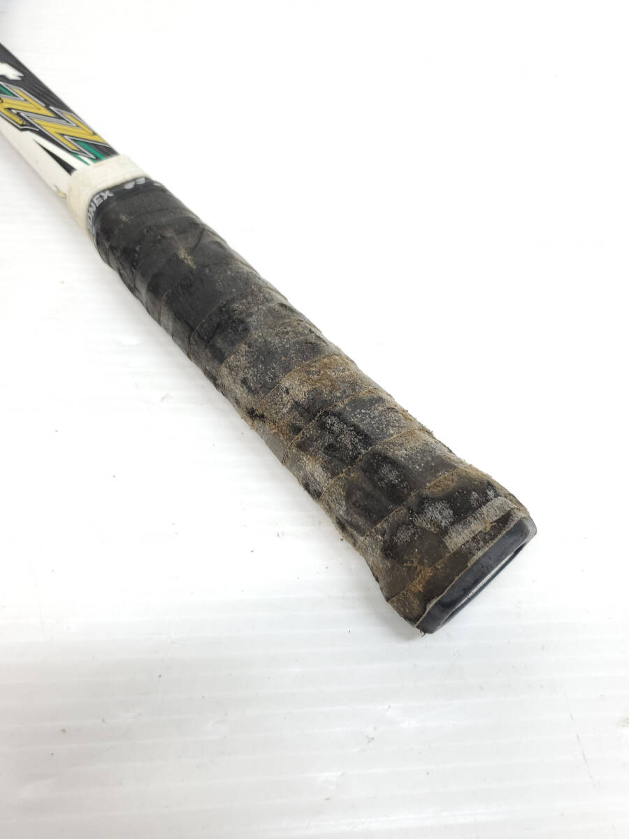 §　A12253　ミズノMIZUNO Xyst ZZ　軟式テニスラケット　スポーツ用品　CARABON80　使用感有　中古品_画像2