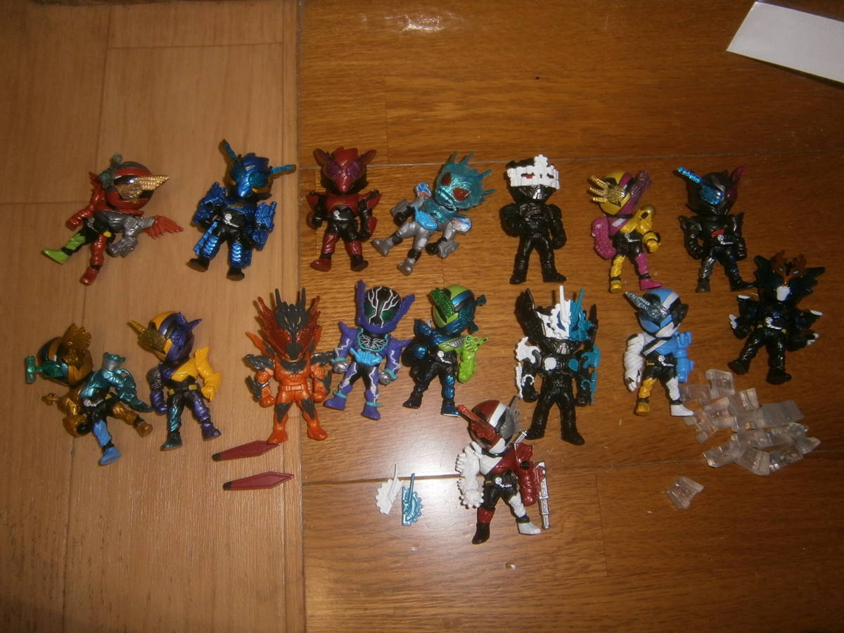 ジャンク　ガシャポン仮面ライダービルド 　REMIX RIDERS_画像1