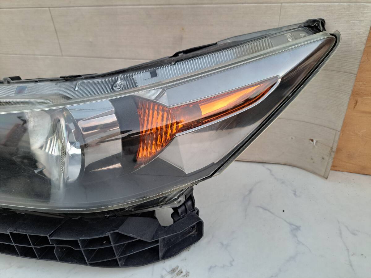 H C2 ホンダ ストリーム RN6 RN7 RN8 RN9 純正 HID ヘッドライト ヘッドランプ 左右セット バラスト レベライザー 付 KOITO 100-22652_画像5