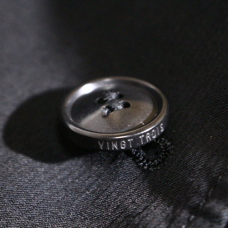 23区 株) オンワード樫山 秋 春 コットン フリル切替 ウエストシェイプ ジャケット 8分袖 テーラードジャケット 40 ブラック 黒 オフィス_画像3