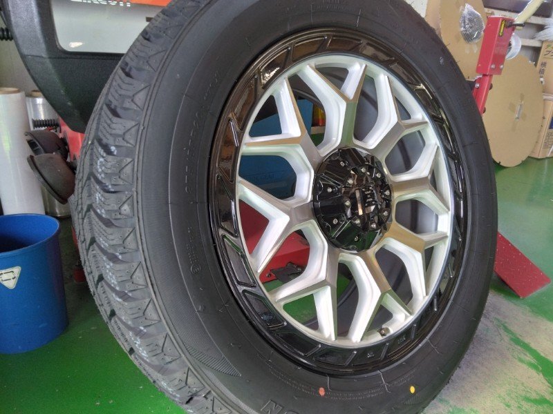 即納 新品 スタッドレスタイヤ SAILUN WST2 275/55R20 ホイール4本セット 20インチ LEXXEL InFerno インフェルノ ランクル250 ランクル300_画像4