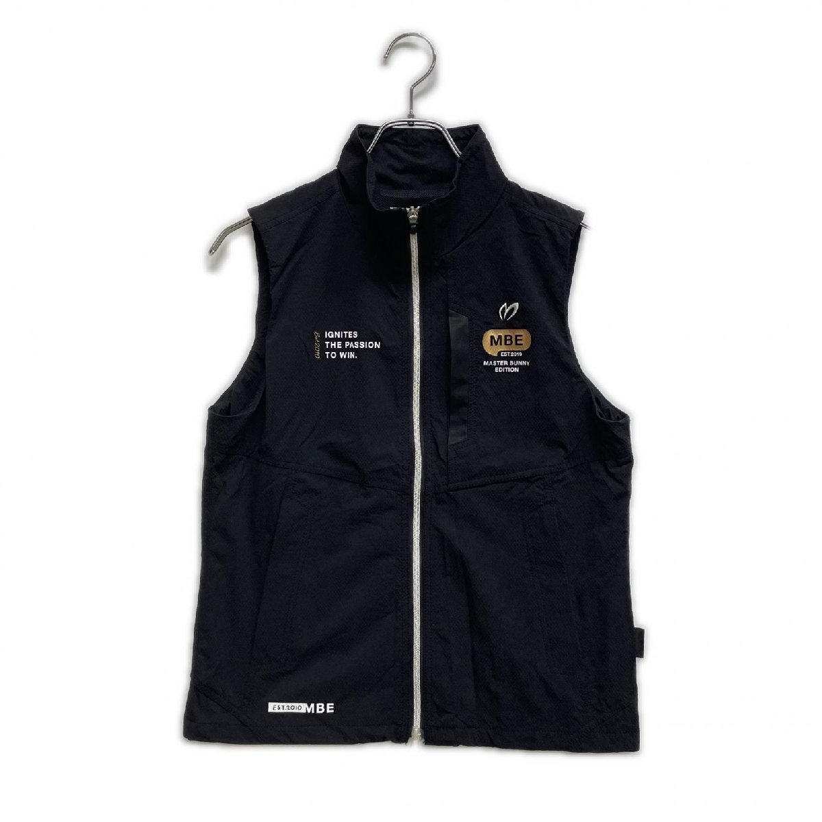 coco 中古 マスターバニーエディション レディース ベスト 0(S) 黒 ブラック メッシュ裏地 スタンドカラー 総柄 ネコポス発送可 103894_画像1