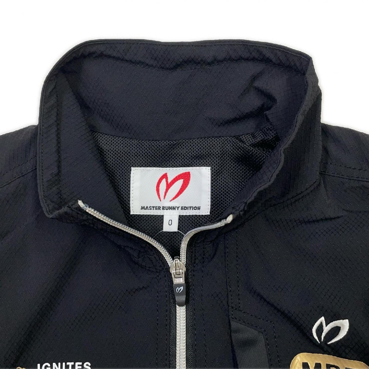 coco 中古 マスターバニーエディション レディース ベスト 0(S) 黒 ブラック メッシュ裏地 スタンドカラー 総柄 ネコポス発送可 103894_画像3