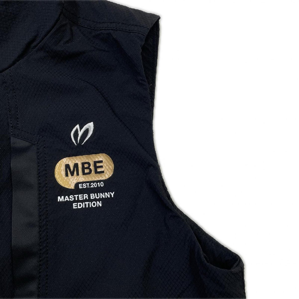 coco 中古 マスターバニーエディション レディース ベスト 0(S) 黒 ブラック メッシュ裏地 スタンドカラー 総柄 ネコポス発送可 103894_画像4