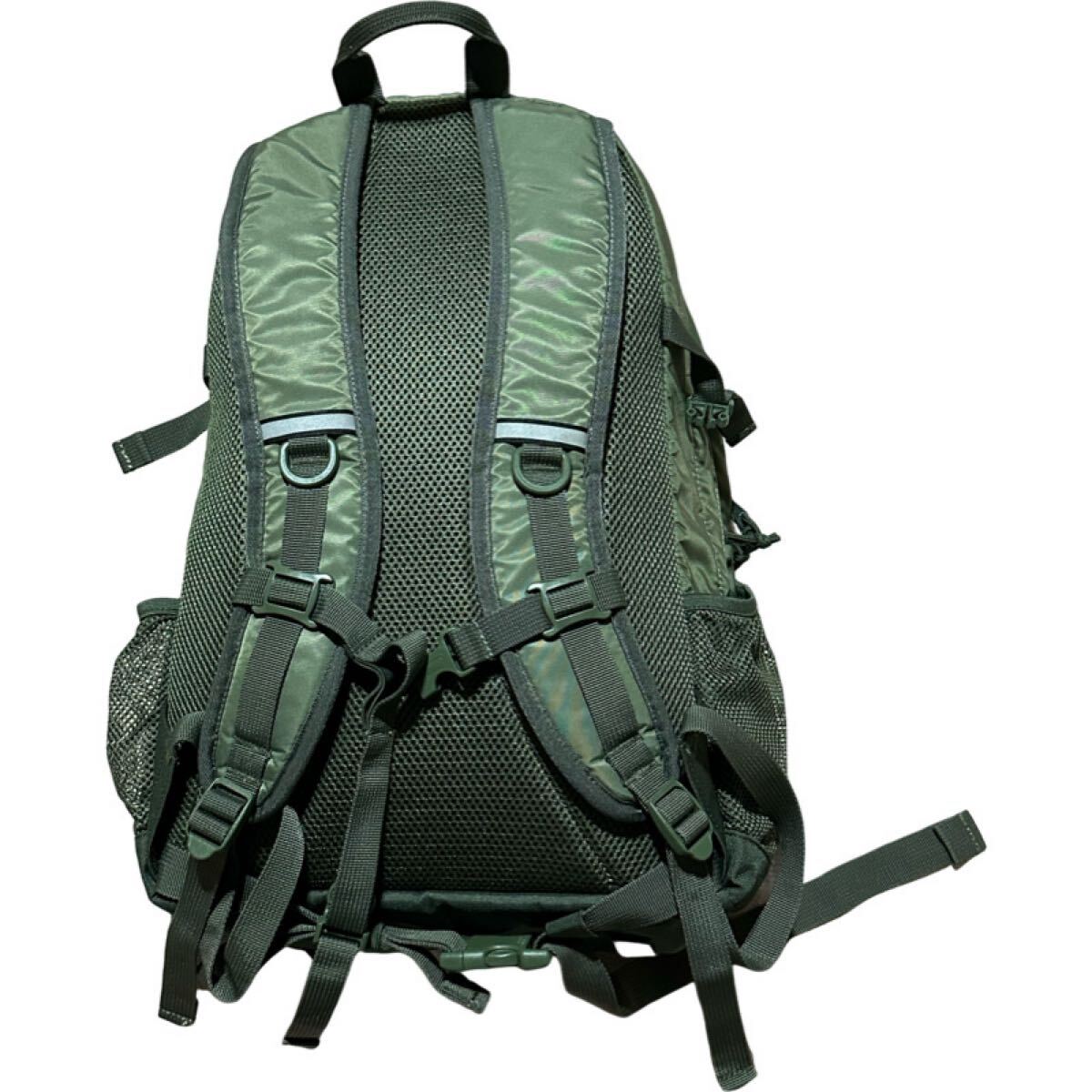 Coleman コールマン バックパック デイパック リュックサック オリーブグリーン 美品_画像3