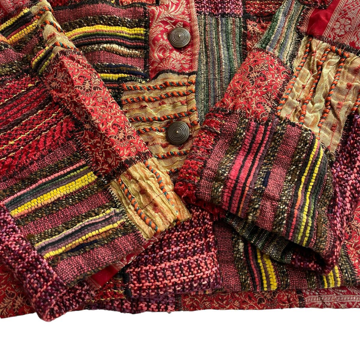 インド製 デザインジャケット パッチワーク ヴィンテージ ジャガード レトロ古着 マルチカラー 総柄 メタルボタン 裏地あり レディースM_画像7