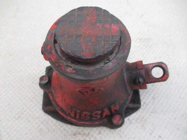 中古品　NISSAN　ネジジャッキ　1.5TON　ウ-27