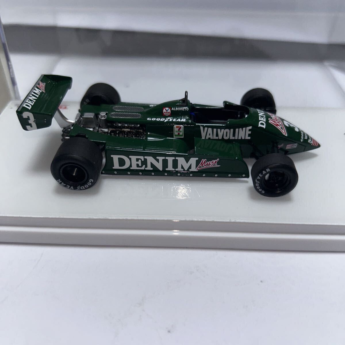 1/43. TSMMODEL. Tyrrell 011 #3 M Alberto Las Vegas GP Winer 1982. _画像4
