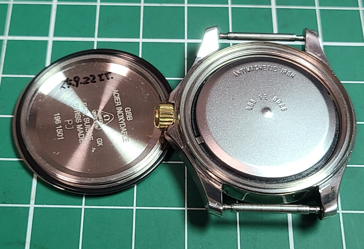 OMEGA　オメガ　シーマスター　メンズ　白文字盤　トップ　電池交換済み　稼働　バックル付き　ベゼル無しのためジャンク品.