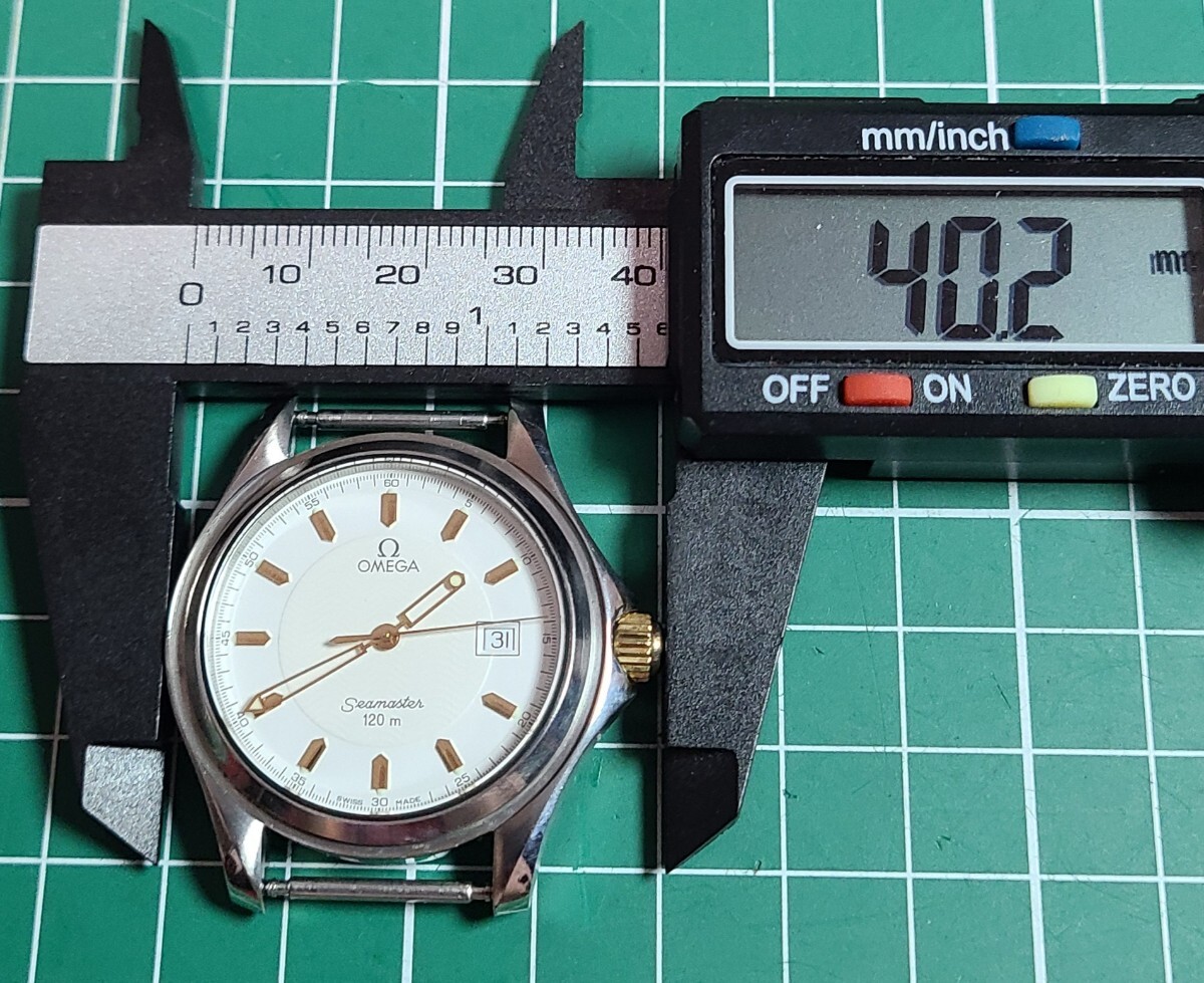 OMEGA　オメガ　シーマスター　メンズ　白文字盤　トップ　電池交換済み　稼働　バックル付き　ベゼル無しのためジャンク品.