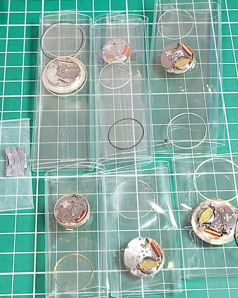 EBEL　エベル　クラシックウェーブ　ブレス6本 ムーブメント6点　リューズ無し、動作未確認のためジャンク品._画像8