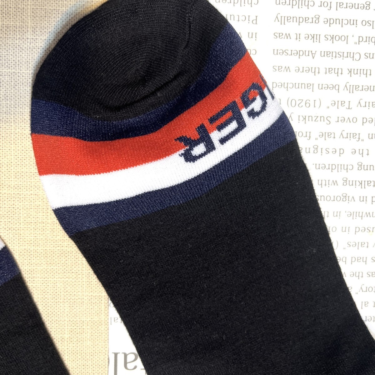 グレー ブラック　4足組 新品 トミー ヒルフィガー ブランド 靴下 ソックス プレゼント ロゴ 正規品　TOMMY HILFIGER メンズ 紳士靴下_画像4