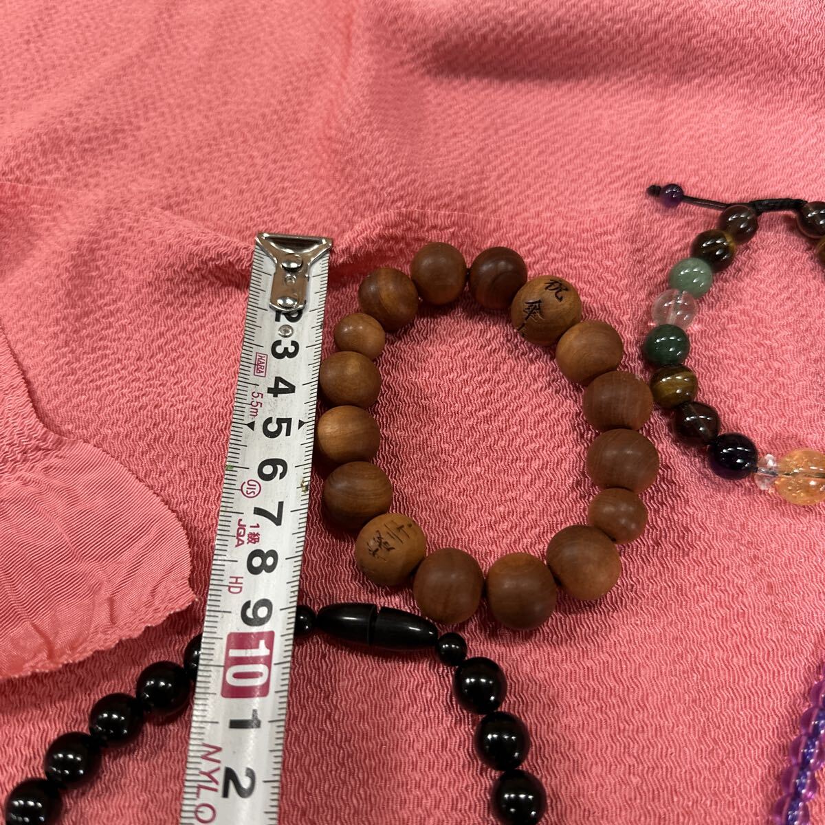 数珠 御念珠 仏具 葬儀 念珠 天然石 法具 法事 アクセサリー ブレスレット 左下ネックレス_画像2
