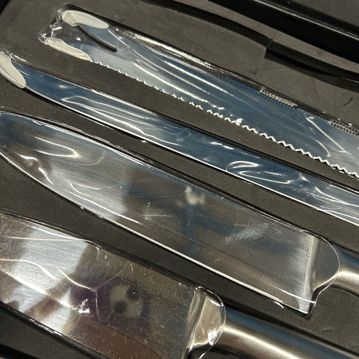 包丁 包丁セット 料理包丁 調理器具 和包丁 牛刀 刃物　HANZOU livington 箱入り　1本欠品　未使用品　セット　外箱汚れ有り_画像5