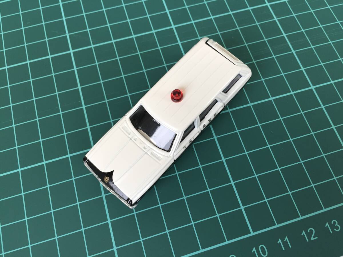 ○[激レア美品] トミカ Zi:L特注 日産 グロリア バン 奈良県警察 ニッサン パトロールカー 当時物 絶版 tomica レア ミニカー 送料安★_画像6