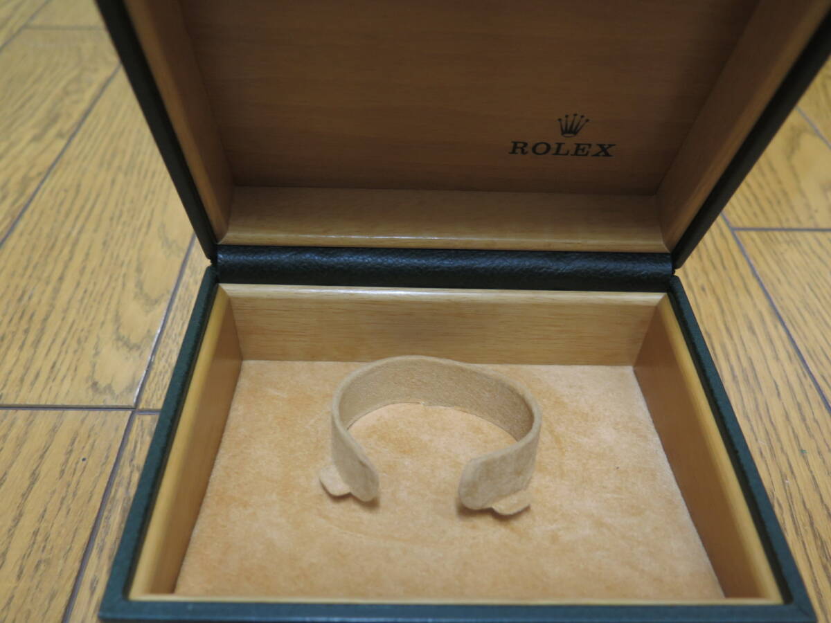 ロレックスサブマリーナー16610，化粧箱、外箱、付属品、当時のギャラケース、説明書、タグ、シール他貴重品_画像3