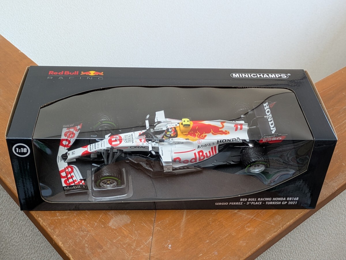 ☆超稀少品!絶版品! 1/18 レッドブル レーシング ホンダ RB16B トルコGP 3位 2021 #11 S.ペレス ありがとうスペシャルカラー☆_画像10