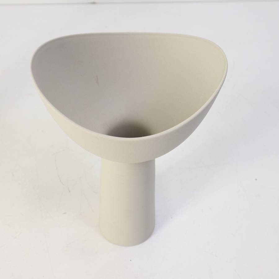 モデルルーム展示品 HUNT9 Caccia9 フラワーベース 2個セット 花瓶 花器 陶器製 白 ホワイト モダン ハントナイン カッチャ9★862v19_画像4