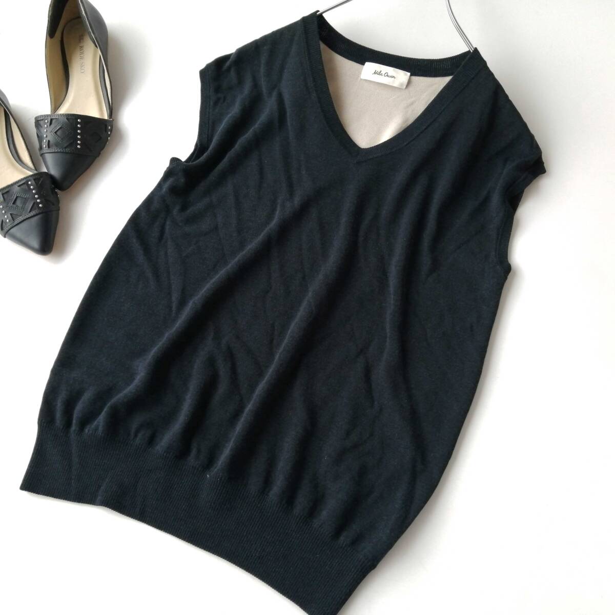 Mila Owen ミラオーエン レディース♪レーヨン&コットンベスト Fサイズ ネイビー 251017nb【4点同梱で送料無料】_画像1