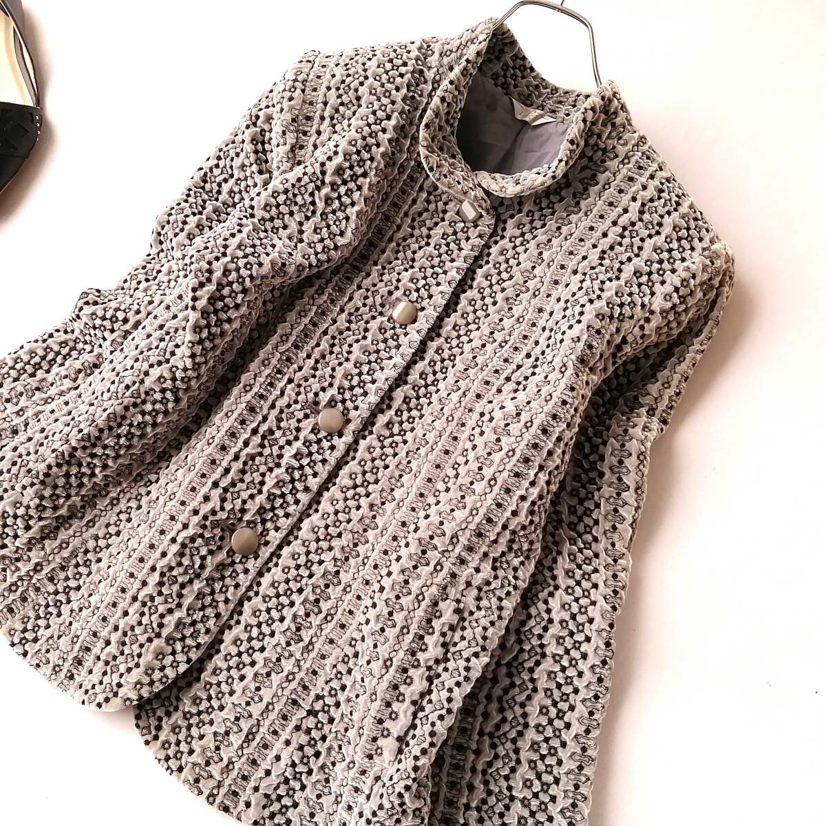 LfA TOKYO レディース♪総刺しゅう柄 ジャケット グレー系 M-Lサイズ 251024nb【4点同梱で送料無料】_画像1