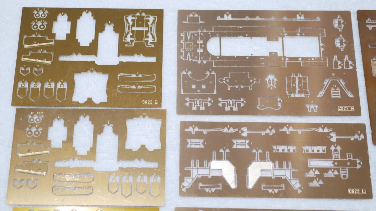 ワールド工芸 国鉄蒸気機関車 C62 ボイラー・テンダーほか ジャンクエッチングパーツ_画像2