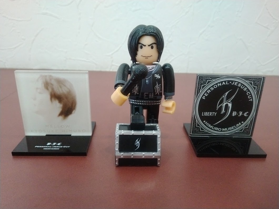 *氷室京介brokker製フィギュア・PJC ・BOOWY 1224記念ストラップグッズセット_画像2