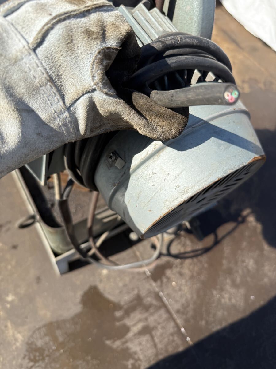 режущий станок фрезерный станок трехфазный 200V электроинструмент точный metal режущий станок KCM-370 текущее состояние товар работоспособность не проверялась Yamagata departure самовывоз оплата при получении