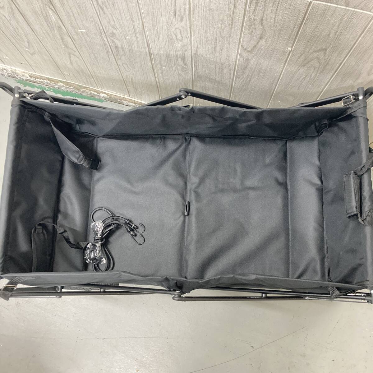【美品】キャリーワゴン カート 折りたたみ式 耐荷重68kg 大容量 軽量 子供連れ キャンプ ピクニック アウトドア 台車 レジャー用品_画像2