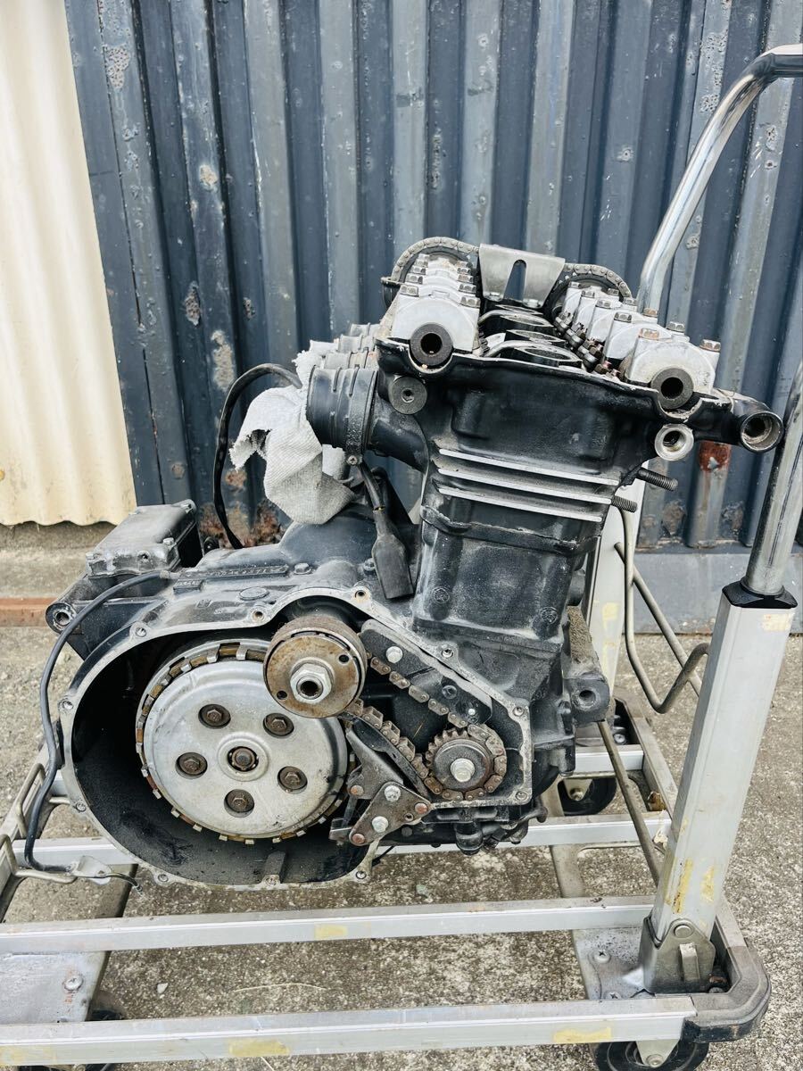 ☆福岡☆カワサキ☆GPZ900R☆エンジン☆ZX900AE☆部品取り☆中古☆ジャンク☆直接引取限定☆_画像2