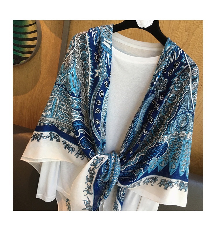 【J-15】新品 レディース ショール紫外線 マフラー大判 春 夏 秋 冬 用正方形 130×130cm冷房対策ストール_画像6