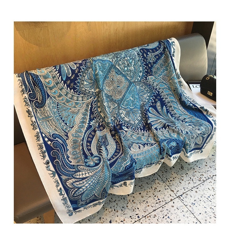 【J-15】新品 レディース ショール紫外線 マフラー大判 春 夏 秋 冬 用正方形 130×130cm冷房対策ストール_画像7