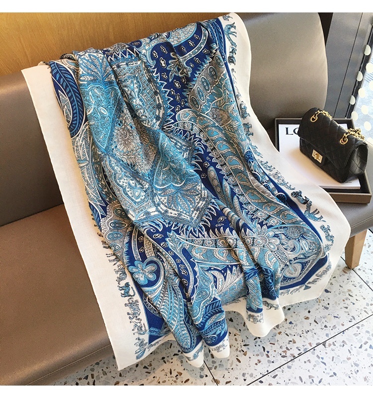 【J-15】新品 レディース ショール紫外線 マフラー大判 春 夏 秋 冬 用正方形 130×130cm冷房対策ストール_画像9