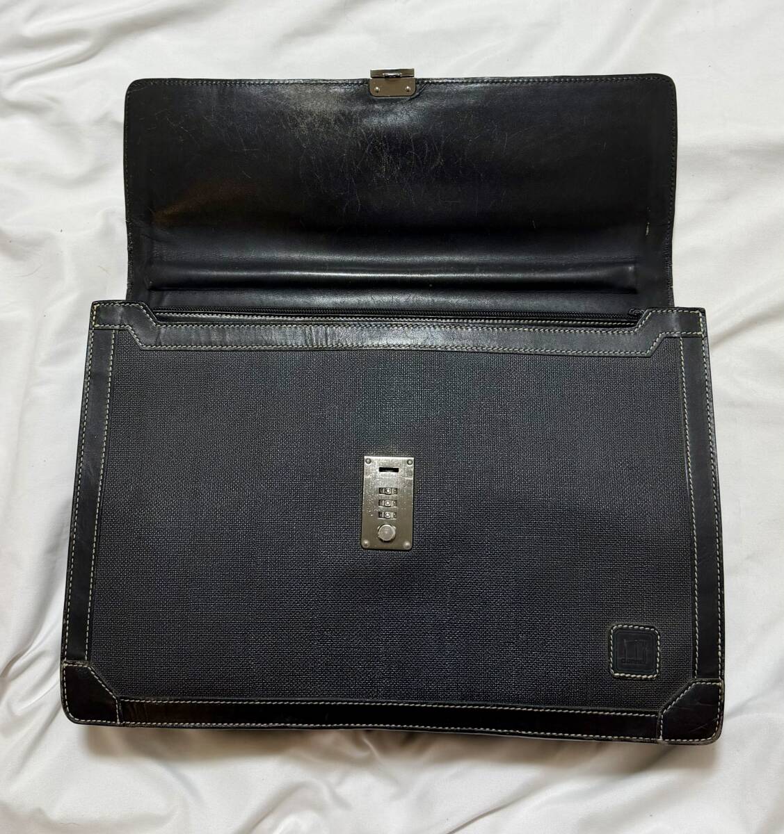 フランス製 dunhill ダンヒル ダイヤルロック ブリーフケース ビジネスバッグ 書類カバン A4入り _画像6