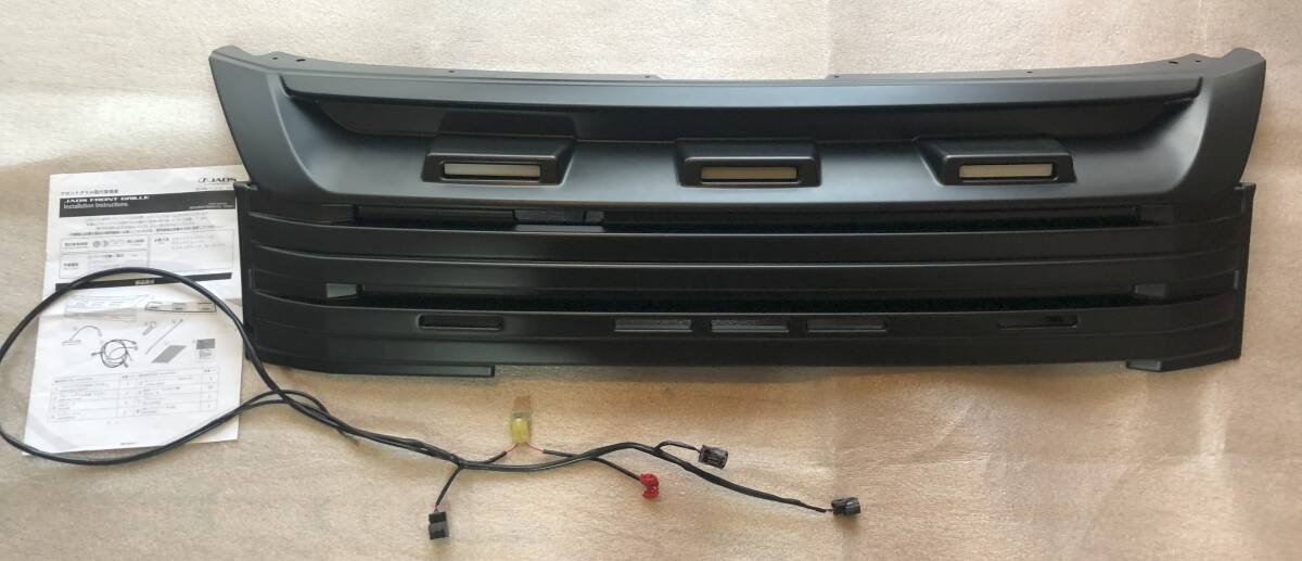 中古 JAOS ジャオス フロントグリル 自家塗装品 デリカD:5 アーバンギア不可_画像2